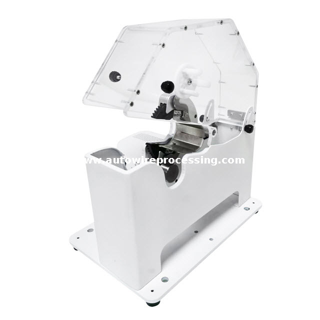 Machine semi-automatique compacte pour enregistrement de fil et de tuyau